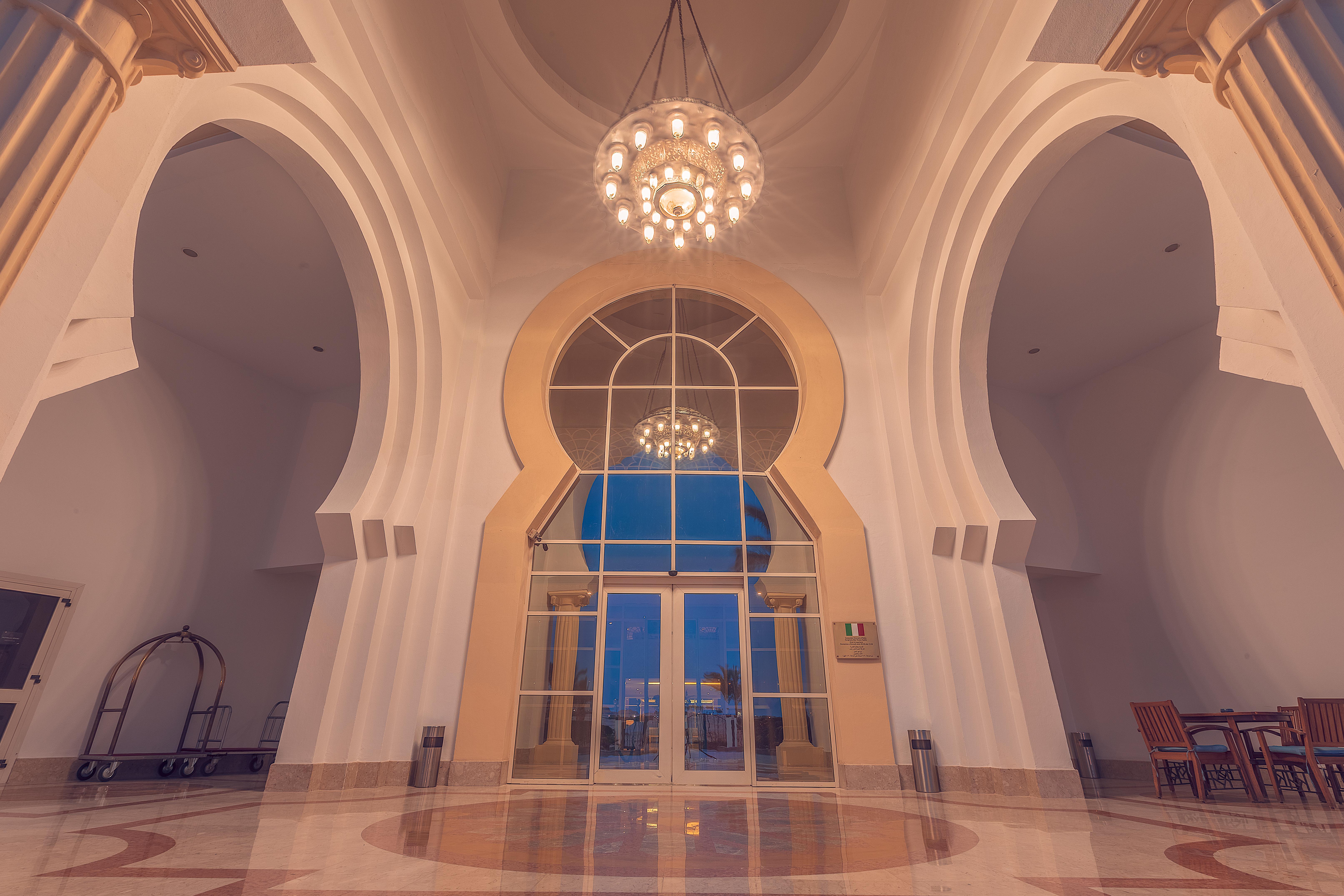 Old Palace Resort Sahl Hasheesh Хургада Екстериор снимка Entrance of the library