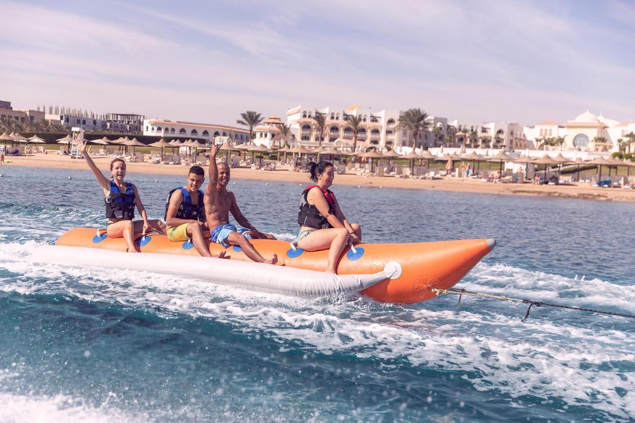 Old Palace Resort Sahl Hasheesh Хургада Екстериор снимка A banana boat